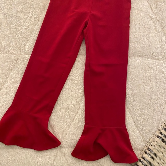 Red Cropped Forever 21 pants - Picture 2 of 4
